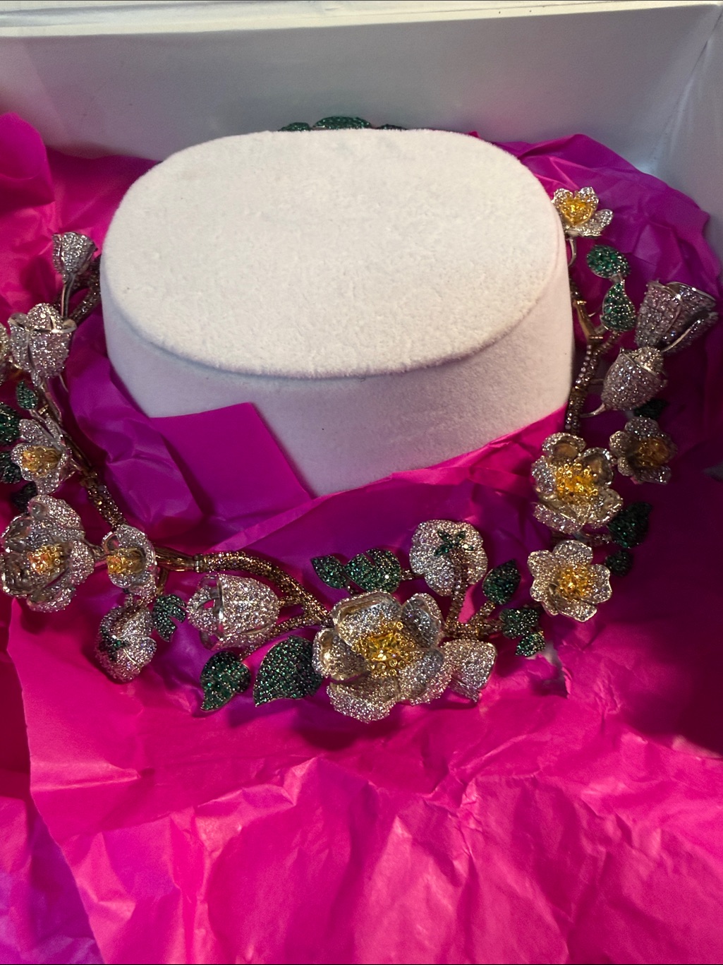Luxury Floral Crystal Statement Necklace Gold Green Yellow W Presentation Box